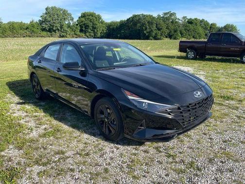 Onyx Black 2023 Hyundai ELANTRA SEL