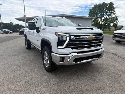 Pearl 2024 Chevrolet Silverado 2500 LTZ