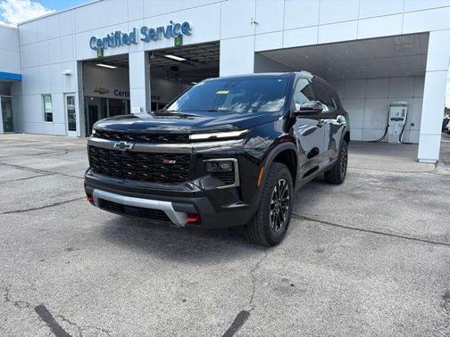 Black Metallic 2024 Chevrolet Traverse Z71
