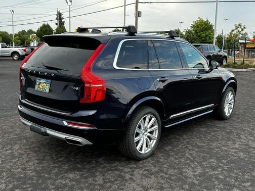 Photo 5 of 19 of 2017 Volvo XC90 T6 Inscription