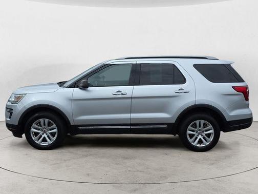 Ingot Silver 2018 Ford Explorer XLT