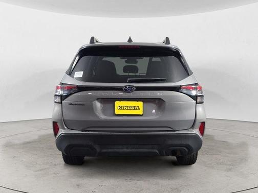 Pearl 2025 Subaru Forester Premium