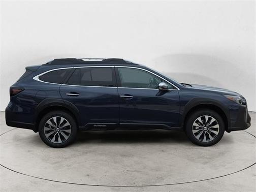 2025 Subaru Outback Touring