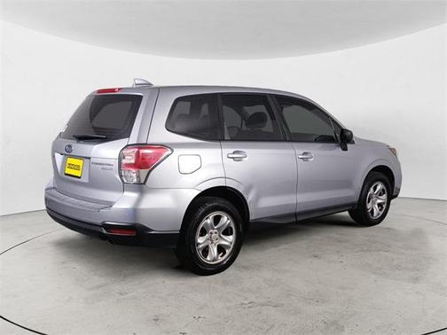 2017 Subaru Forester 2.5i