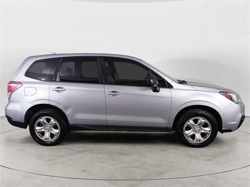2017 Subaru Forester 2.5i