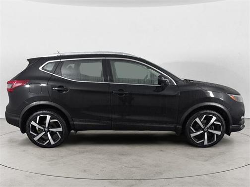 2020 Nissan Rogue Sport SL