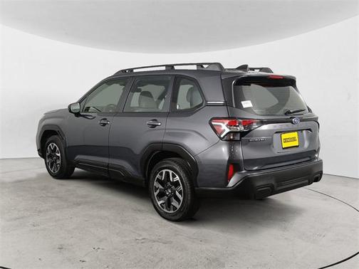 2025 Subaru Forester Base