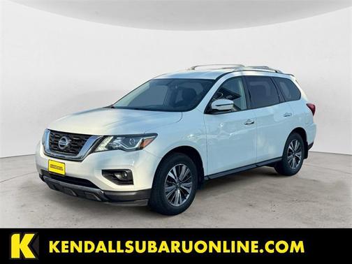 2018 Nissan Pathfinder SV
