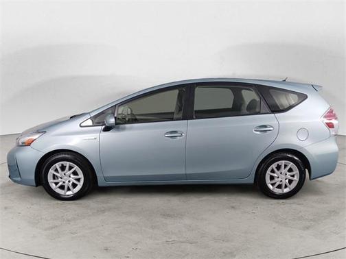 2015 Toyota Prius v Two