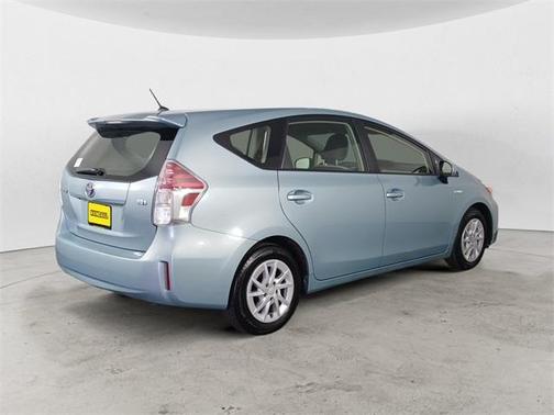 2015 Toyota Prius v Two
