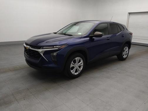 Blue 2024 Chevrolet Trax LS
