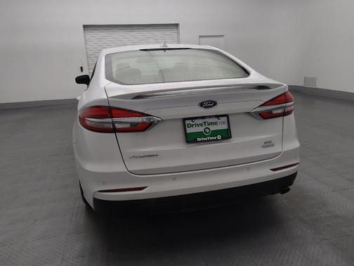 2020 Ford Fusion SE