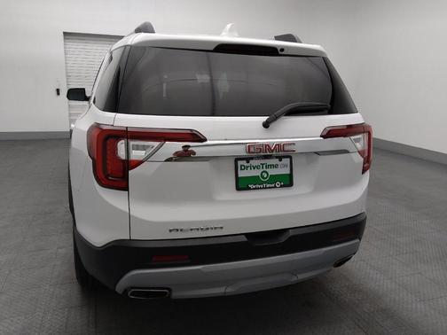 2023 GMC Acadia FWD SLT