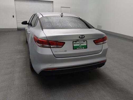 2017 Kia Optima LX