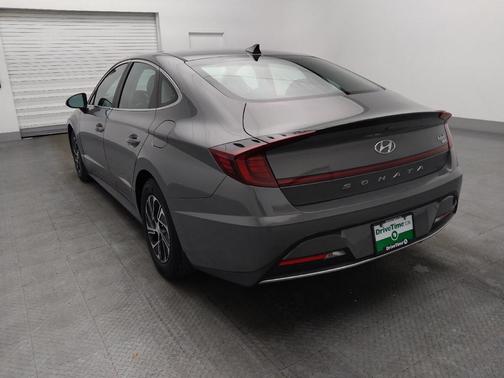 2023 Hyundai SONATA Hybrid Base