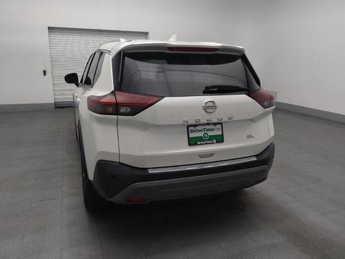 White 2021 Nissan Rogue SL