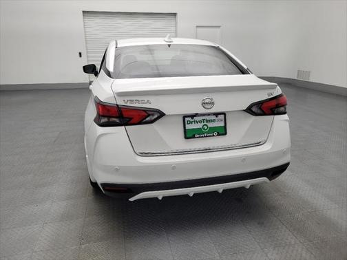 2022 Nissan Versa 1.6 SV
