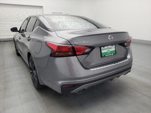 2020 Nissan Altima SR FWD