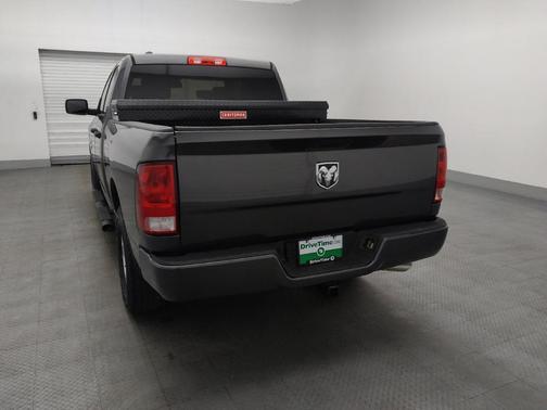 Granite Crystal Metallic Clearcoat 2019 RAM 1500 Express