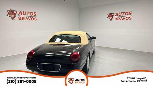2004 Ford Thunderbird