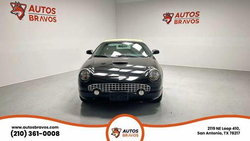 2004 Ford Thunderbird