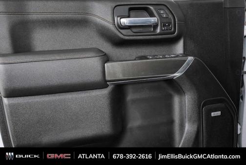 Summit White 2022 GMC Sierra 2500 AT4