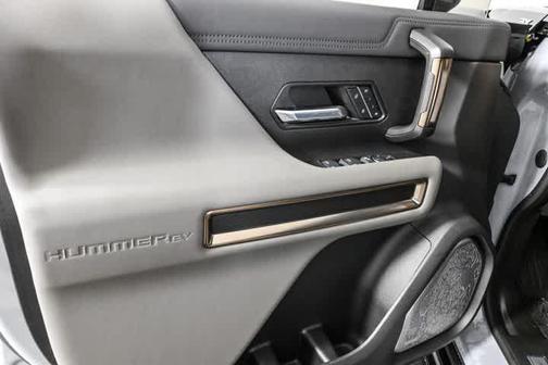 2025 GMC HUMMER EV SUV 3X