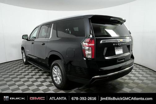 2022 Chevrolet Suburban LT