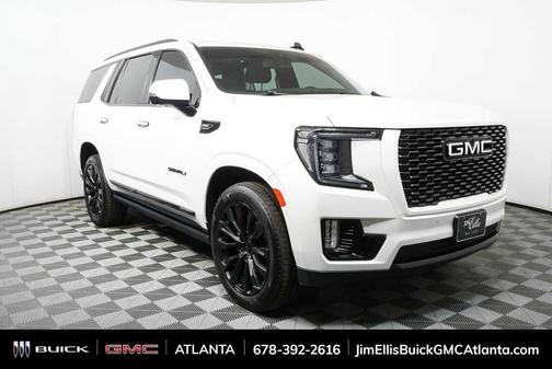 White Frost Tri-Coat 2022 GMC Yukon Denali