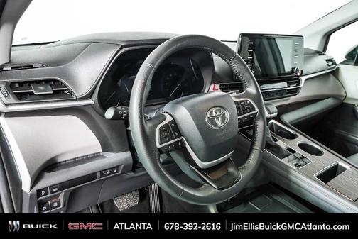 Predawn Gray Mica 2024 Toyota Sienna XLE