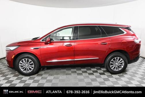 2023 Buick Enclave Essence