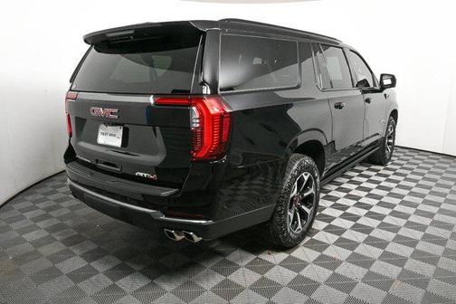 2025 GMC Yukon XL AT4