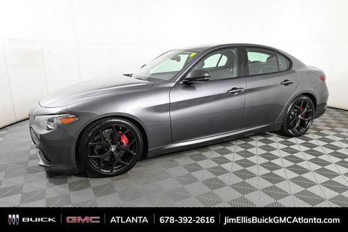 2020 Alfa Romeo Giulia Base