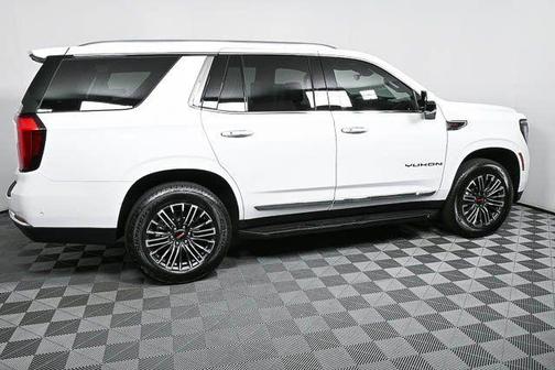 2025 GMC Yukon Elevation