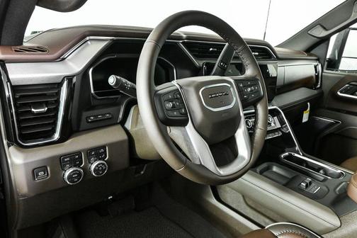2025 GMC Sierra 2500 Denali