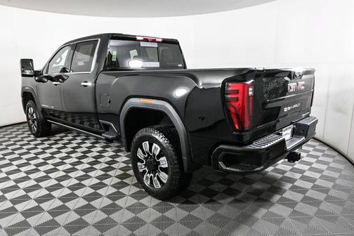 2025 GMC Sierra 2500 Denali