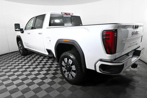 2025 GMC Sierra 2500 Denali
