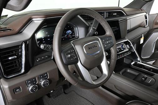 2025 GMC Sierra 2500 Denali