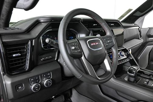 2025 GMC Sierra 1500 AT4X