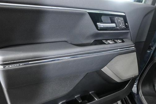 2025 GMC Sierra EV Denali