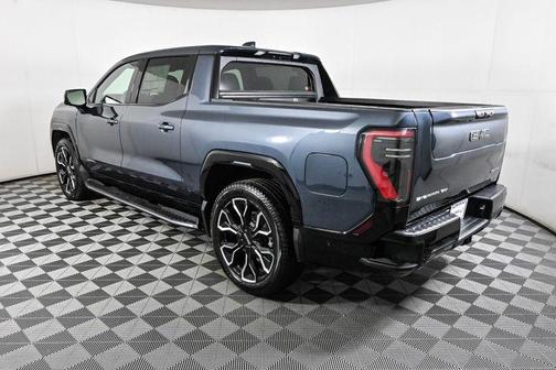 2025 GMC Sierra EV Denali