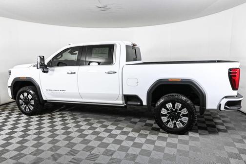 2025 GMC Sierra 2500 Denali