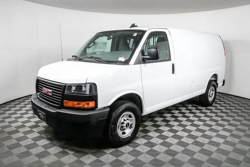 2025 GMC Savana 2500 Work Van