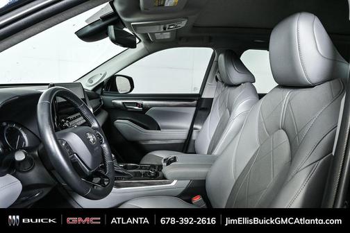 2021 Toyota Highlander Platinum