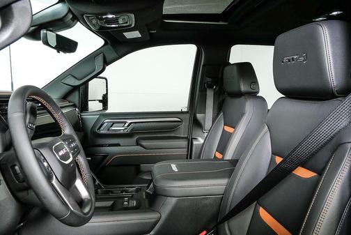 2026 GMC Sierra 2500 AT4