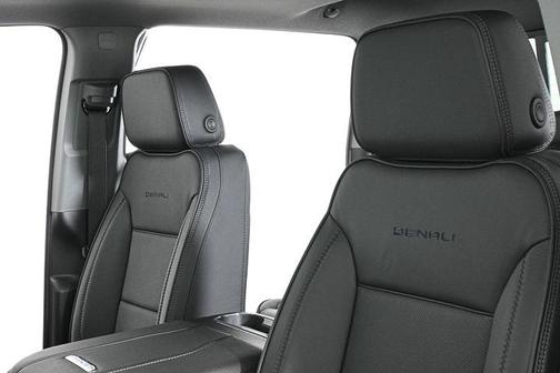 2025 GMC Sierra 3500 Denali