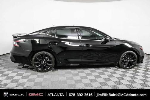 2021 Nissan Maxima SR