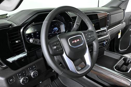 2025 GMC Sierra 2500 SLT