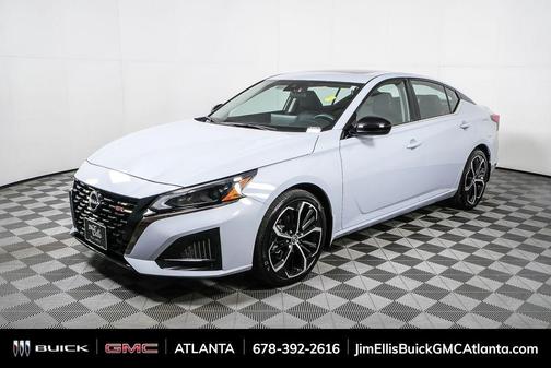 2023 Nissan Altima 2.5 SR