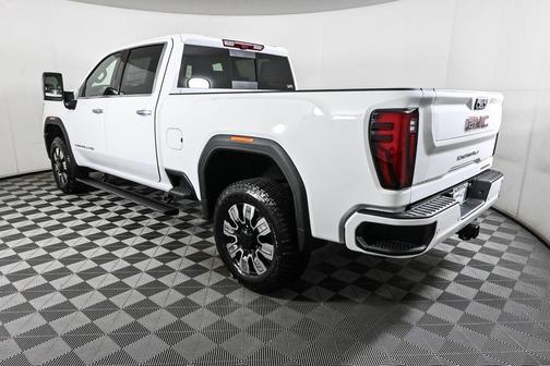 2025 GMC Sierra 2500 Denali